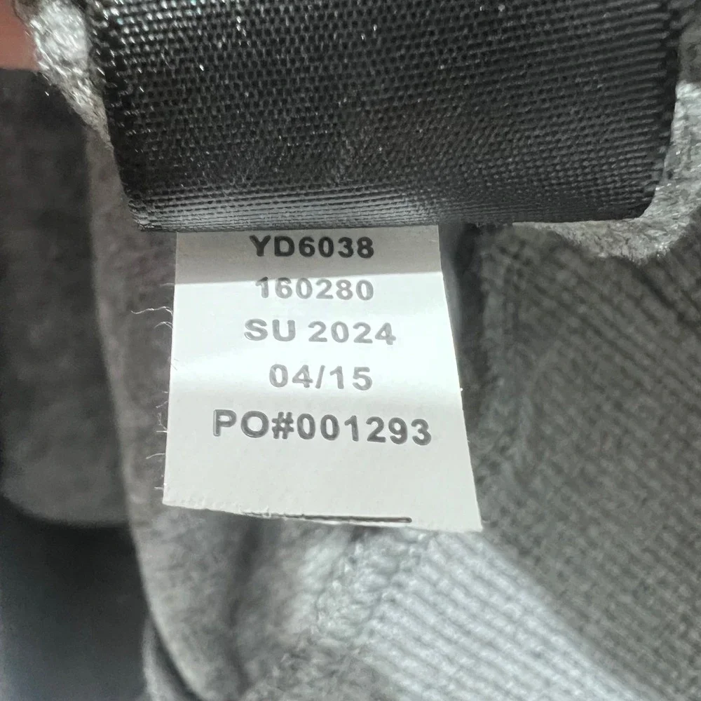 Carbon38 Pearl Sweatshirt Women's‎ XS Embellished Beaded Gray Statement Piece